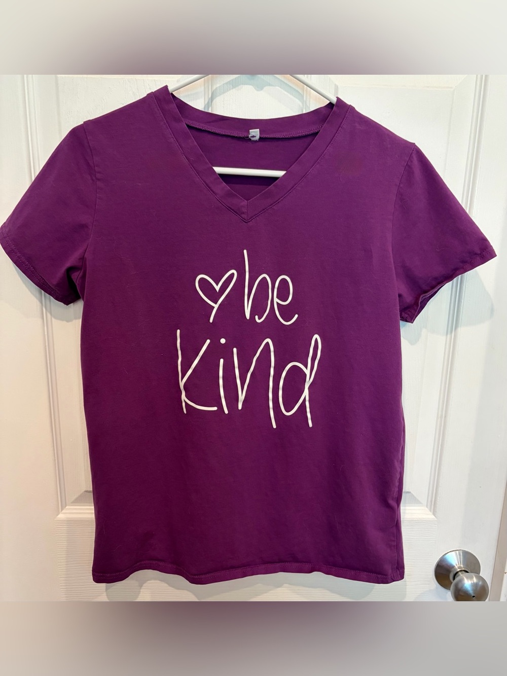 Purple "Be Kind" V-Neck T-Shirt, Women’s medium